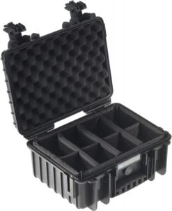 B&W Outdoorcase -Berühmtes Boots Geschäft 2620651 3000 RPD 14 720x600